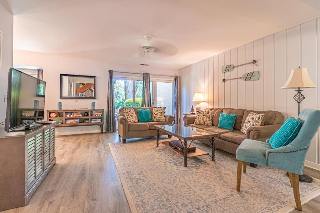 Villa Pet Friendly! 503 Plantation Club Walk To Pool Sleeps 6 Sea Pines Hilton Head Island Exterior foto