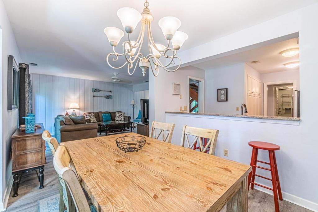 Villa Pet Friendly! 503 Plantation Club Walk To Pool Sleeps 6 Sea Pines Hilton Head Island Exterior foto