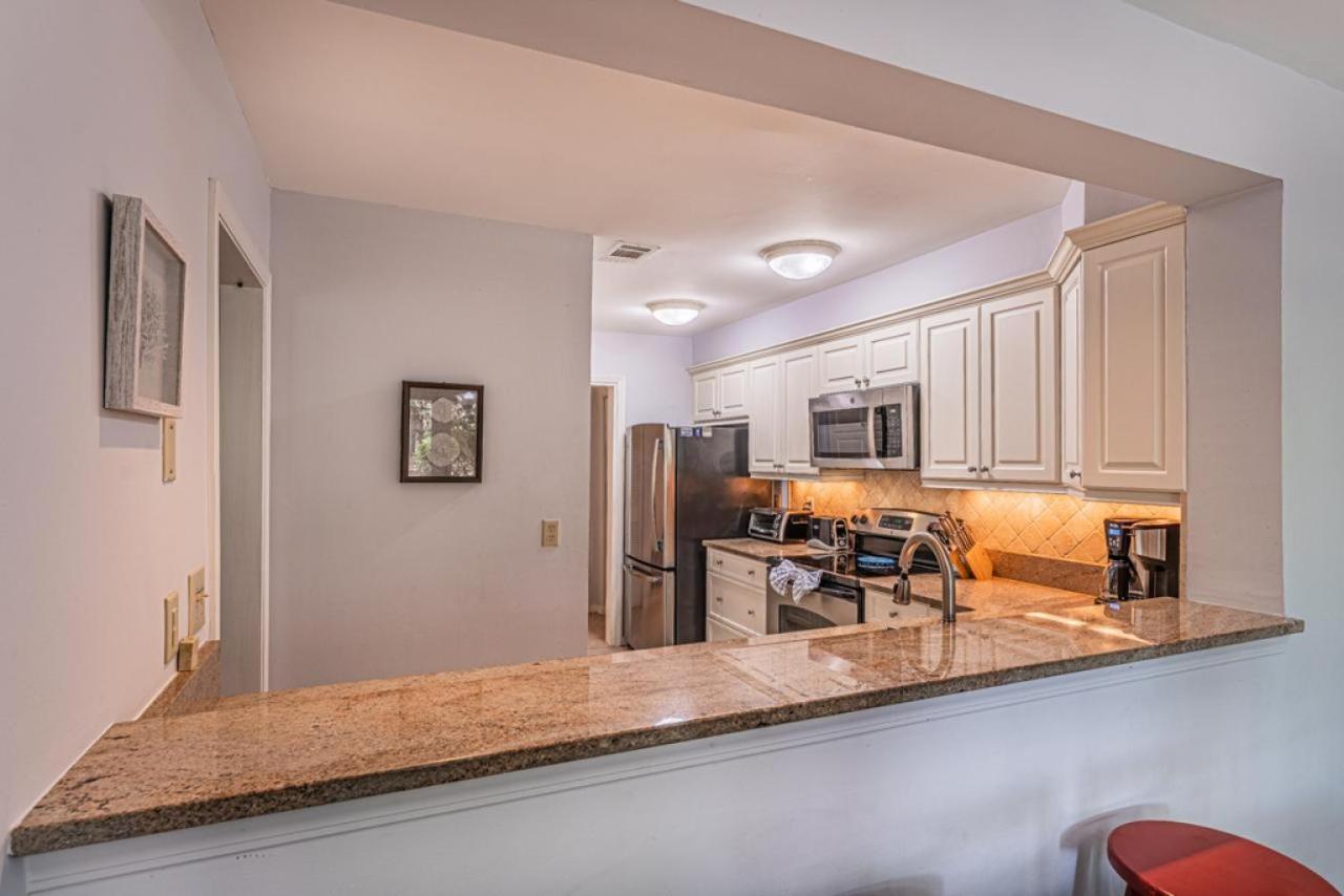 Villa Pet Friendly! 503 Plantation Club Walk To Pool Sleeps 6 Sea Pines Hilton Head Island Exterior foto
